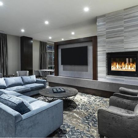 Fairfield Inn & Suites By Marriott Boston Logan Airport/Челси Екстериор снимка