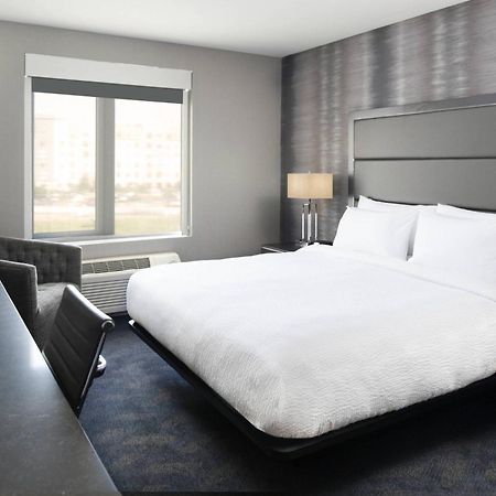Fairfield Inn & Suites By Marriott Boston Logan Airport/Челси Екстериор снимка