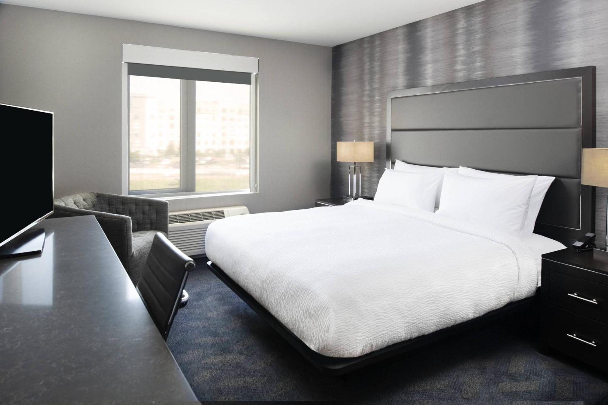 Fairfield Inn & Suites By Marriott Boston Logan Airport/Челси Екстериор снимка