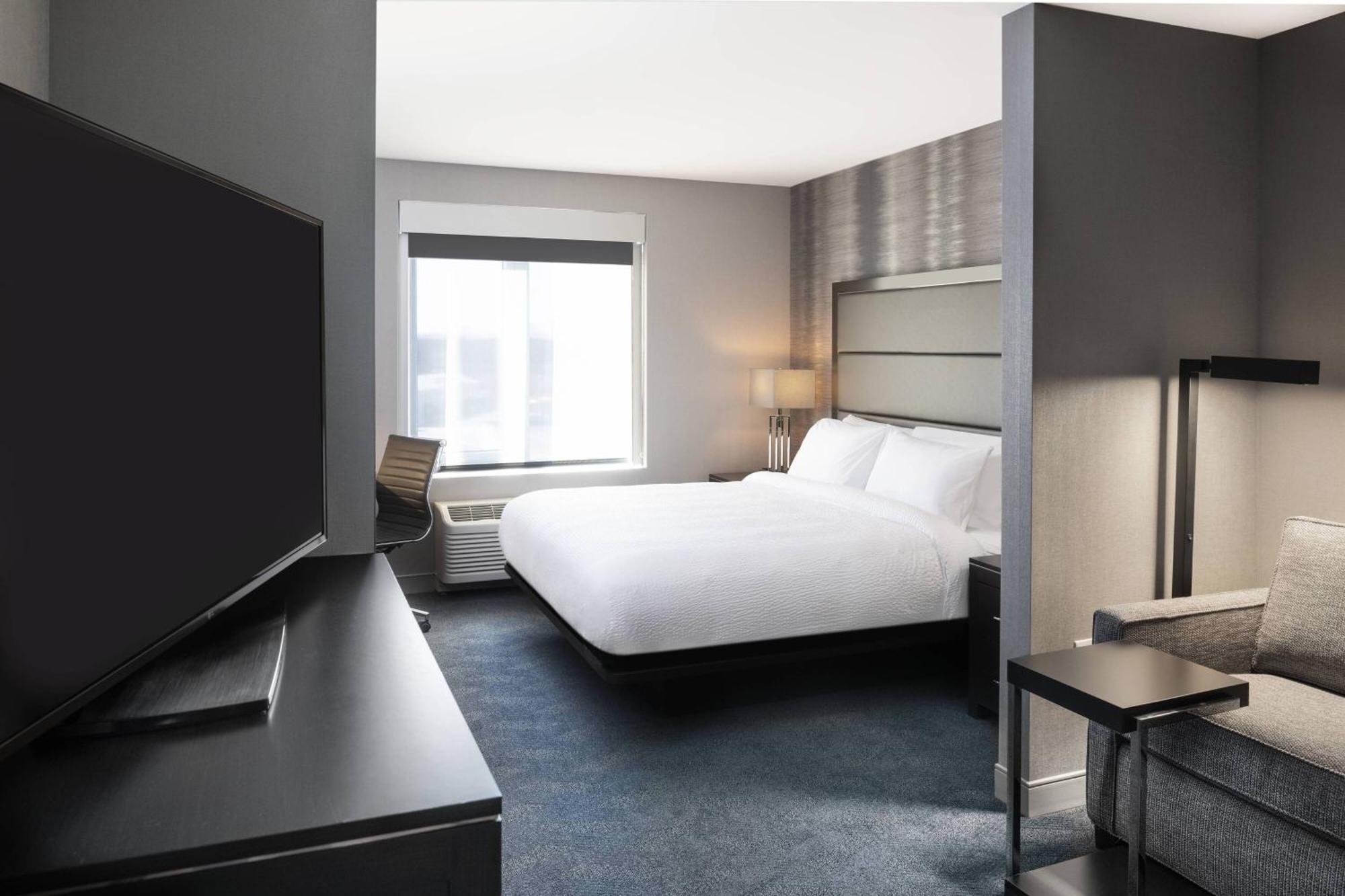 Fairfield Inn & Suites By Marriott Boston Logan Airport/Челси Екстериор снимка